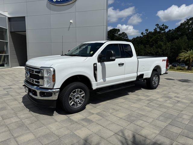 new 2025 Ford F-350 car, priced at $61,045