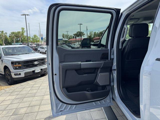 new 2025 Ford F-450 car, priced at $103,470