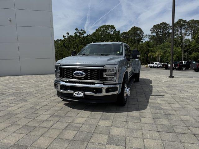 new 2025 Ford F-450 car, priced at $92,865