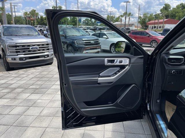 new 2024 Ford Explorer car, priced at $52,820