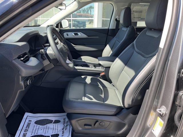 new 2025 Ford Explorer car, priced at $46,120