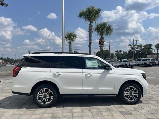 new 2025 Ford Expedition car, priced at $69,885