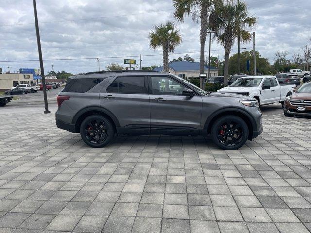 new 2024 Ford Explorer car, priced at $61,610