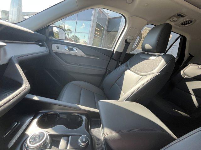 new 2025 Ford Explorer car, priced at $57,765