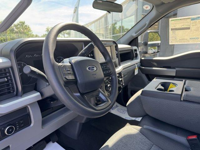 new 2025 Ford F-250 car, priced at $71,470