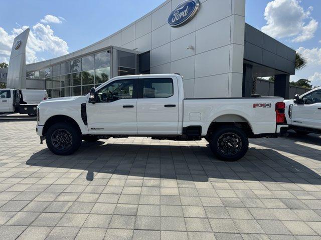 new 2025 Ford F-250 car, priced at $71,470