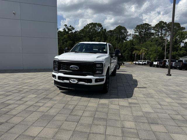 new 2025 Ford F-250 car, priced at $71,470