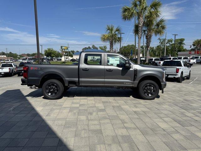 new 2025 Ford F-250 car, priced at $71,470