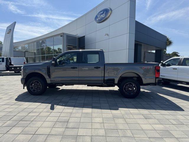 new 2025 Ford F-250 car, priced at $71,470