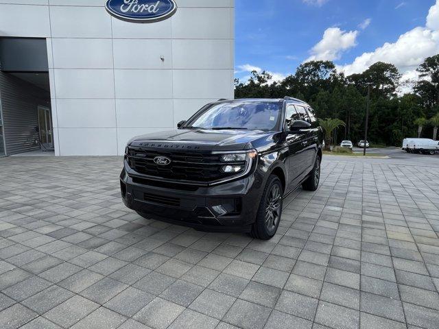 new 2025 Ford Expedition car, priced at $90,930