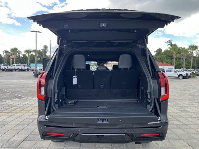 new 2025 Ford Expedition car, priced at $90,930