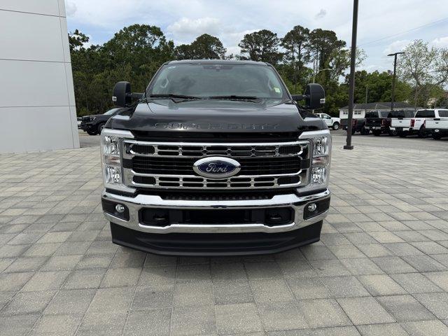 new 2025 Ford F-350 car, priced at $57,325