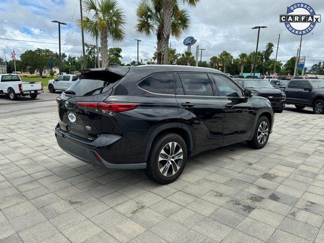 used 2021 Toyota Highlander car, priced at $33,900