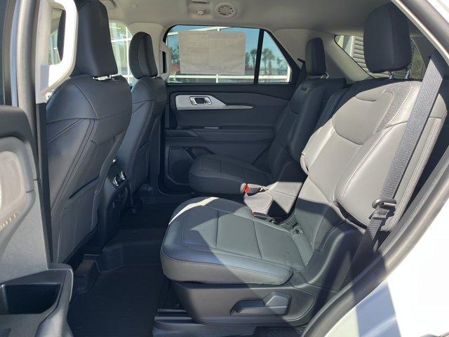 new 2025 Ford Explorer car, priced at $47,075