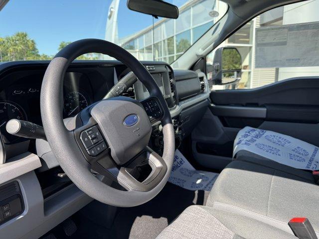 new 2025 Ford F-350 car, priced at $61,635