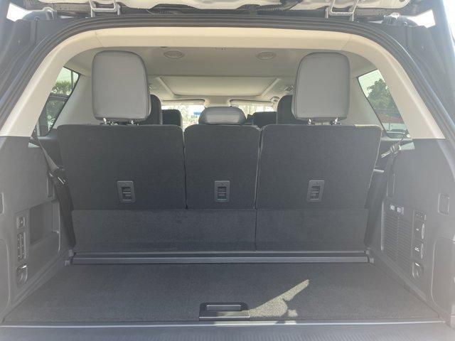 new 2025 Ford Expedition car, priced at $68,930