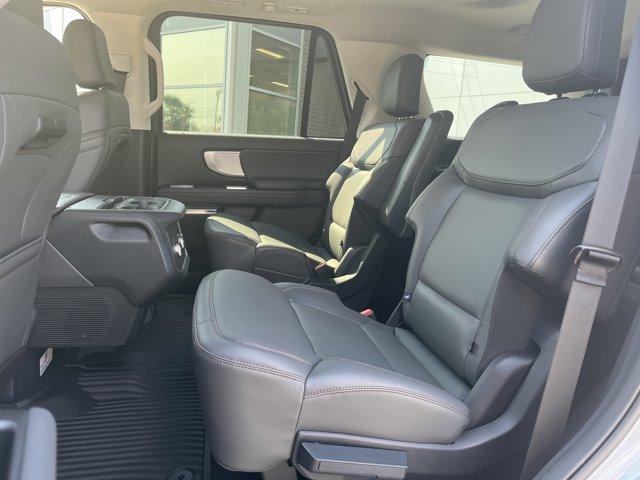new 2025 Ford Expedition car, priced at $68,930