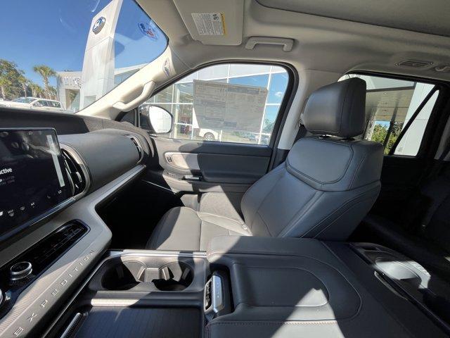 new 2025 Ford Expedition car, priced at $69,640