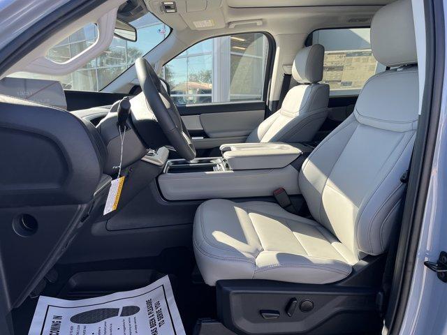 new 2025 Ford Expedition car, priced at $74,890