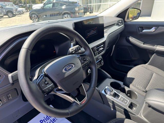 new 2025 Ford Escape car, priced at $35,015