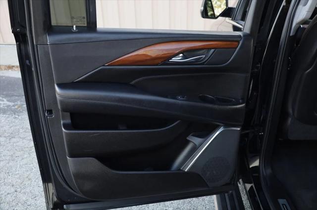 used 2016 Cadillac Escalade ESV car, priced at $25,997