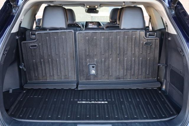 used 2021 Toyota Highlander car, priced at $29,997