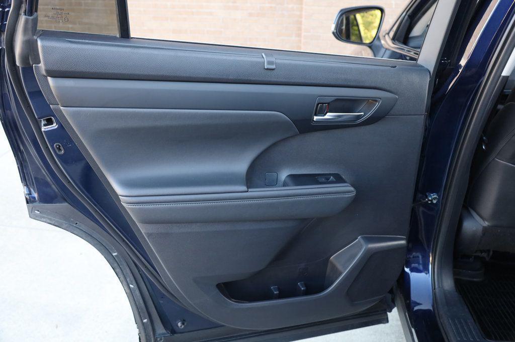 used 2021 Toyota Highlander car, priced at $28,847