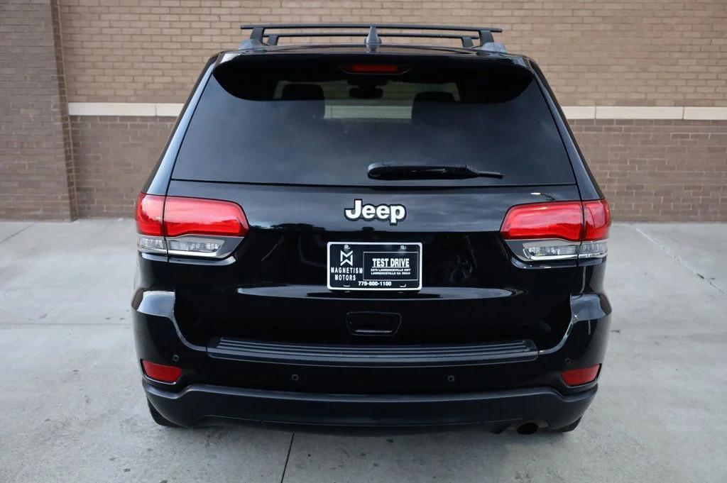 used 2017 Jeep Grand Cherokee car, priced at $12,497