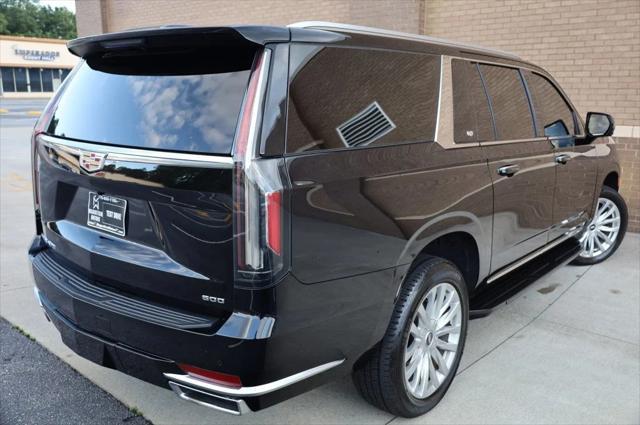 used 2022 Cadillac Escalade ESV car, priced at $54,997