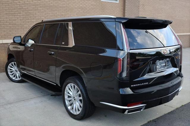 used 2022 Cadillac Escalade ESV car, priced at $54,997