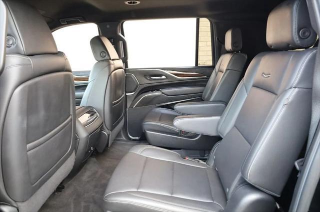 used 2022 Cadillac Escalade ESV car, priced at $54,997