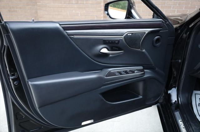 used 2019 Lexus ES 350 car, priced at $23,997