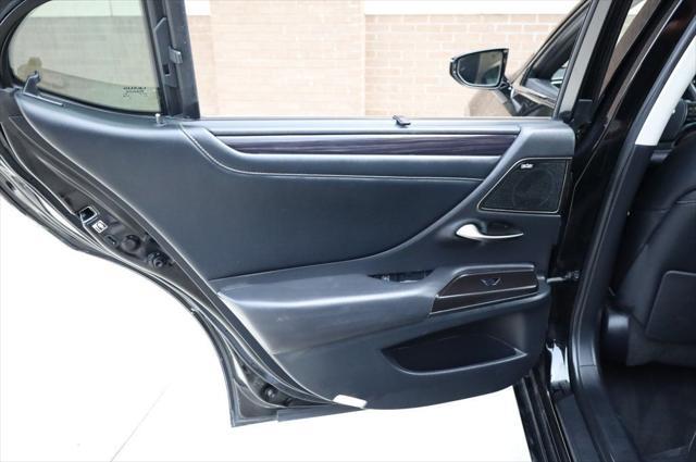 used 2019 Lexus ES 350 car, priced at $23,997