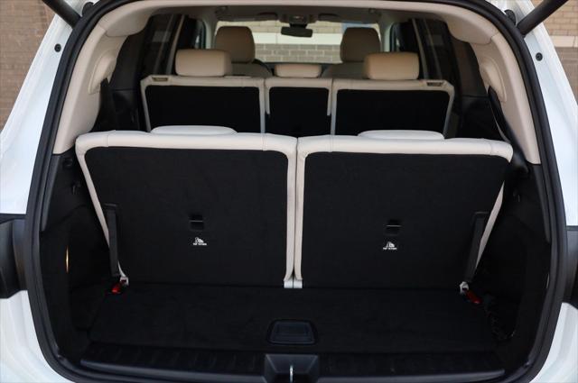 used 2021 Mercedes-Benz GLB 250 car, priced at $24,297