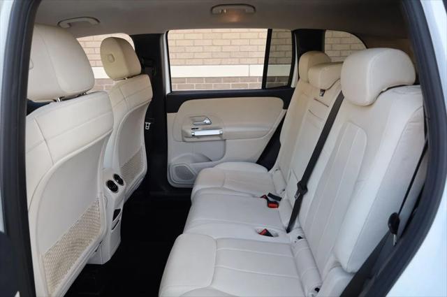 used 2021 Mercedes-Benz GLB 250 car, priced at $24,297