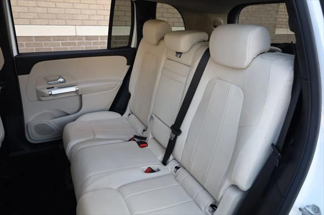 used 2021 Mercedes-Benz GLB 250 car, priced at $24,297