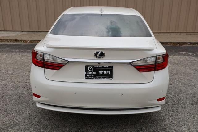 used 2017 Lexus ES 300h car, priced at $22,497