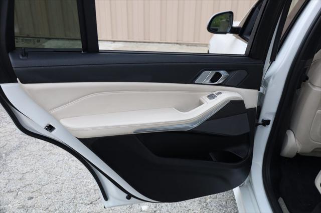 used 2021 BMW X7 car, priced at $38,997