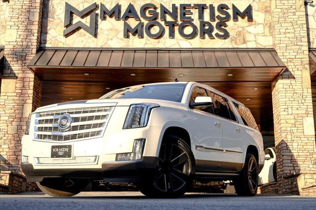 used 2015 Cadillac Escalade ESV car, priced at $20,997