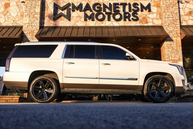 used 2015 Cadillac Escalade ESV car, priced at $20,997