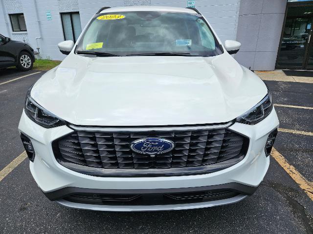 used 2023 Ford Escape car