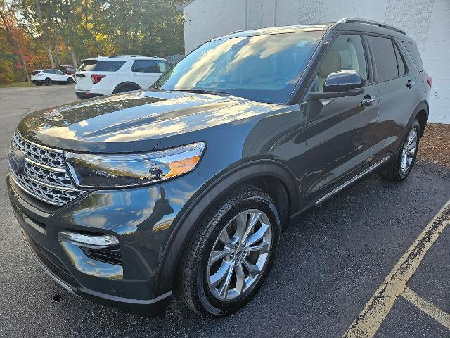 used 2022 Ford Explorer car