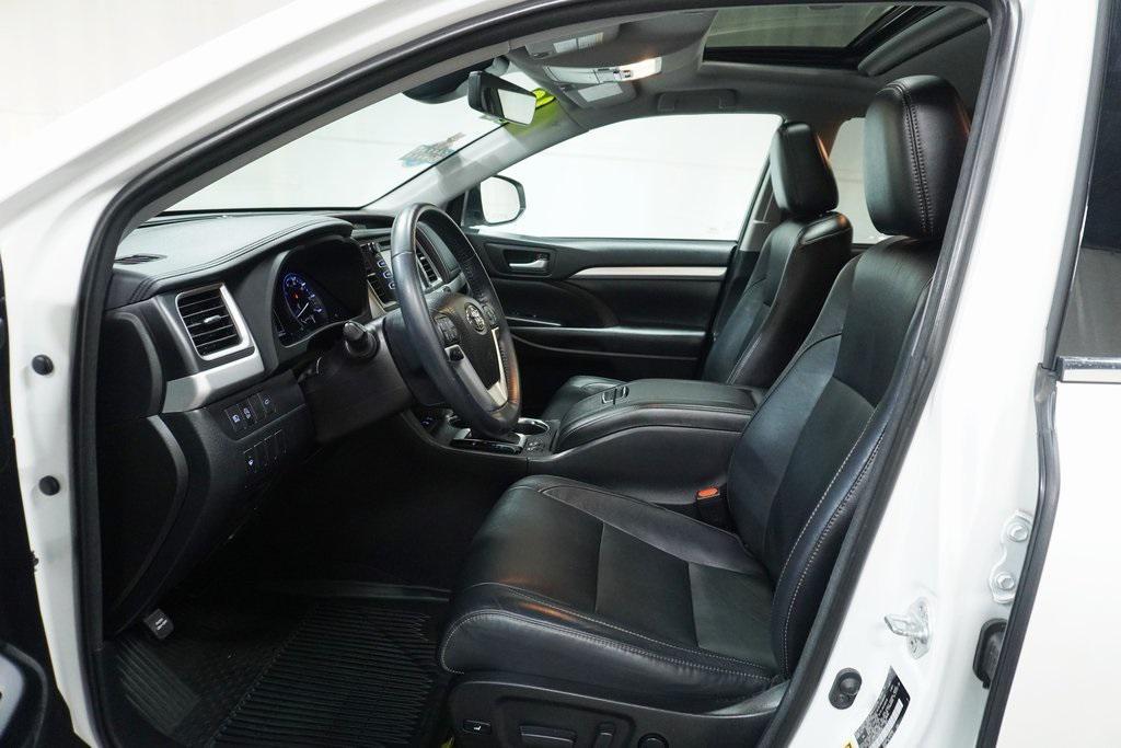 used 2018 Toyota Highlander car, priced at $20,550