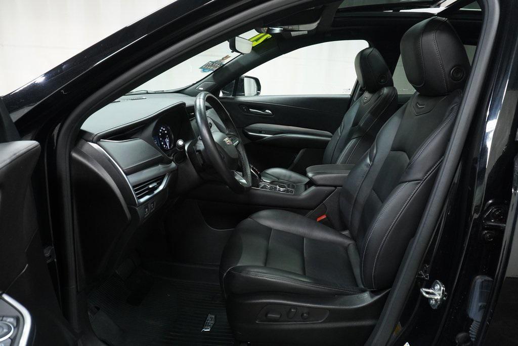 used 2021 Cadillac XT4 car, priced at $21,990