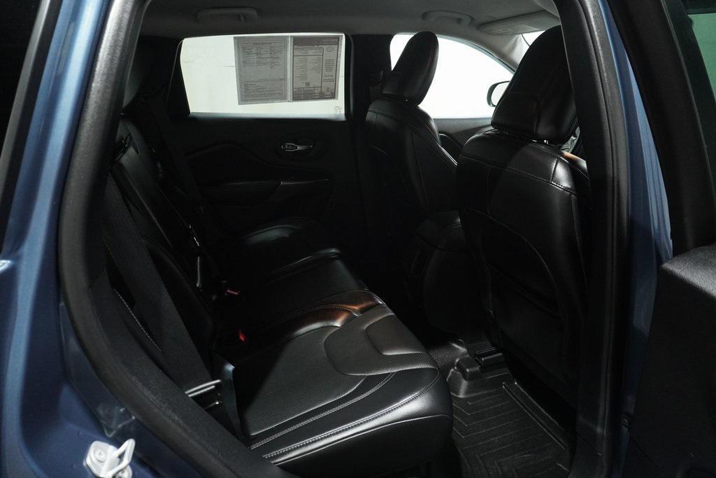 used 2020 Jeep Cherokee car, priced at $12,550