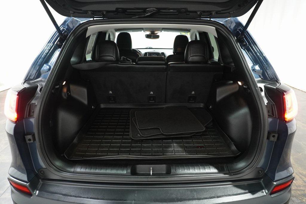 used 2020 Jeep Cherokee car, priced at $12,550