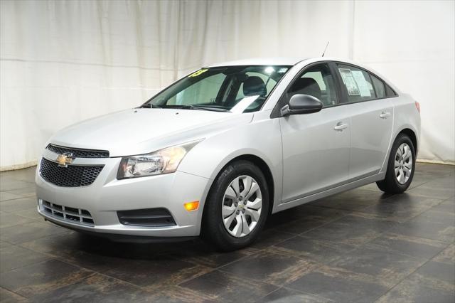 used 2013 Chevrolet Cruze car, priced at $10,990