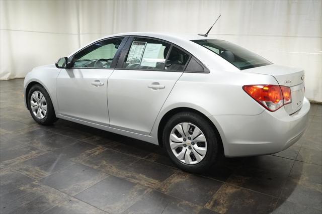 used 2013 Chevrolet Cruze car, priced at $10,990