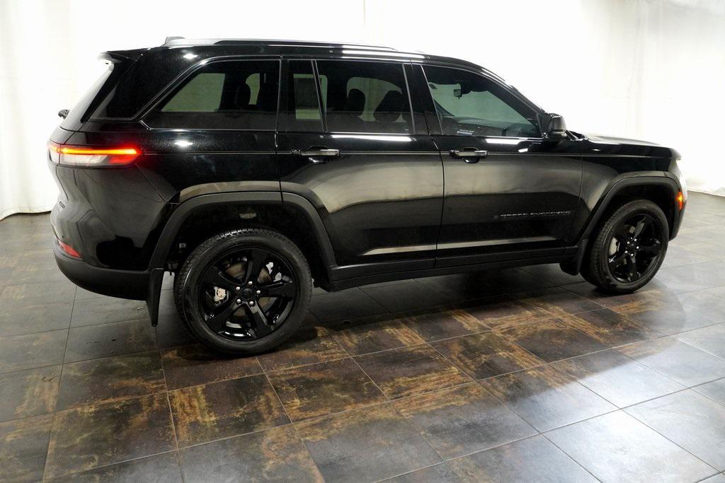 used 2025 Jeep Grand Cherokee car, priced at $43,550