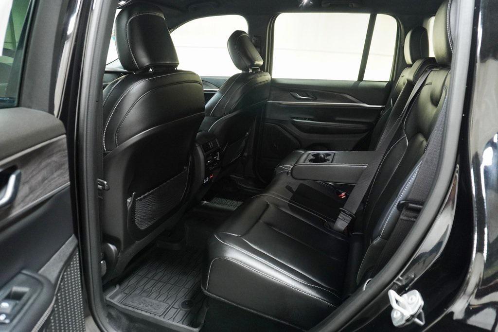 used 2025 Jeep Grand Cherokee car, priced at $43,550